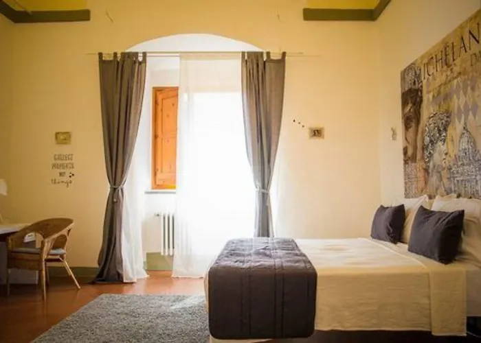 Pensión The Artists' Palace 4*