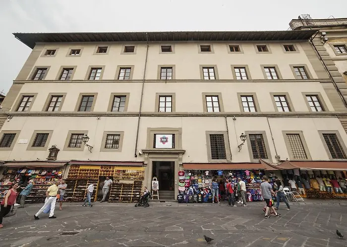 The Artists' Palace Florencia