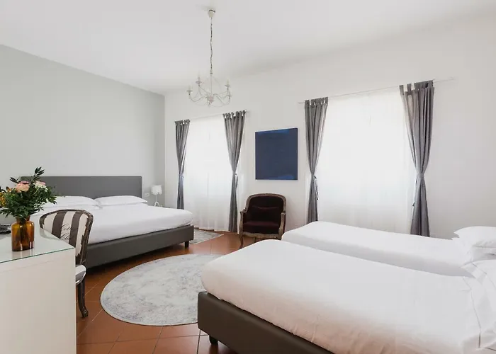 Pensión The Artists' Palace 4*