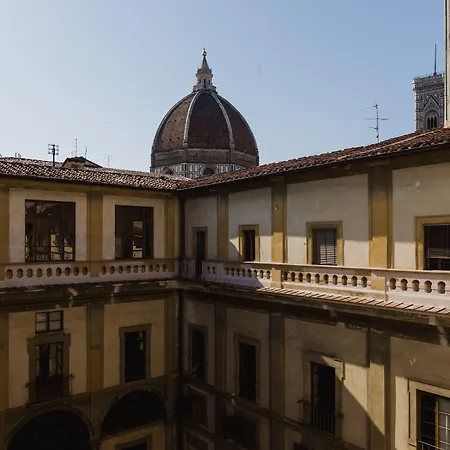 The Artists' Palace Florenz